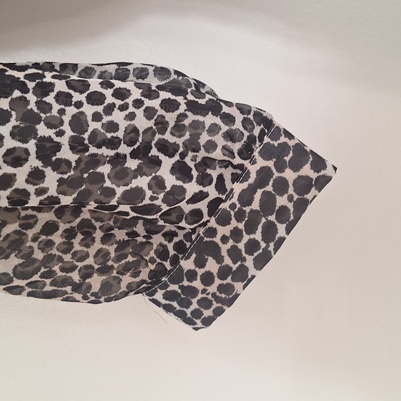 NEW NWT BAR III 3/4 Sleeve Printed Surplice Dress Black Beige Faux Wrap Medium - Picture 5 of 7